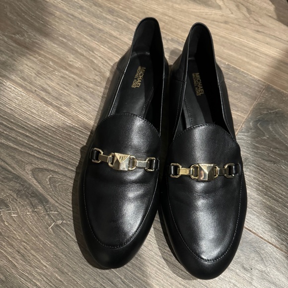 Woman Michael Kors flat- size 10- new without tags - Picture 1 of 4